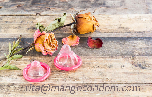red condom,rose flavor condom,color condom